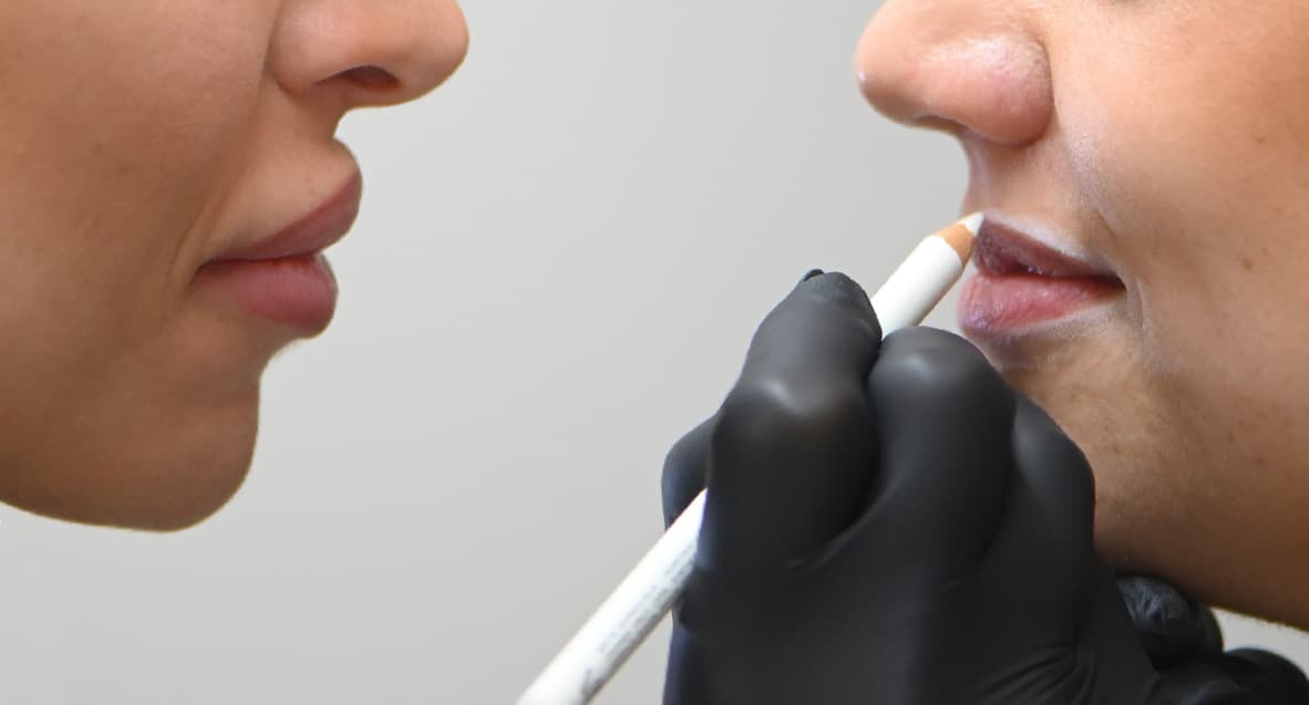 Trucco permanente delle labbra